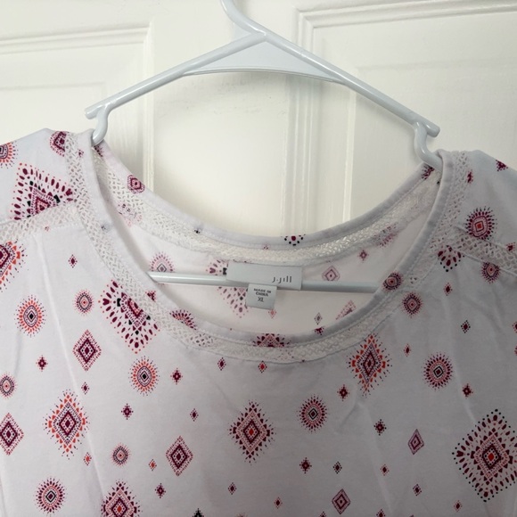 J. Jill White and Pink Patterned Sleeveless Blouse - Picture 3 of 8